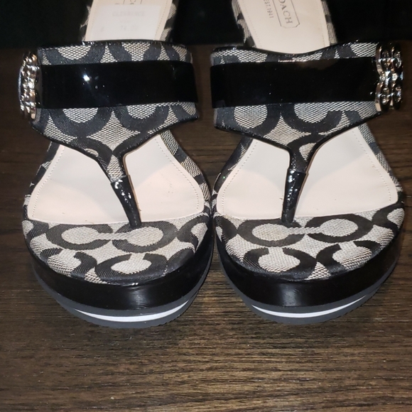 New Coach Gypsy Optic C Platform Thong Sandal - Picture 6 of 12